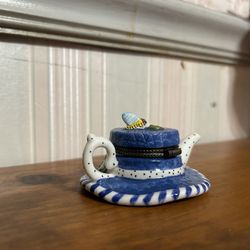 Vintage Tea Kettle Flower Hat Ceramic Hinged Trinket Box  [2 out of 2]