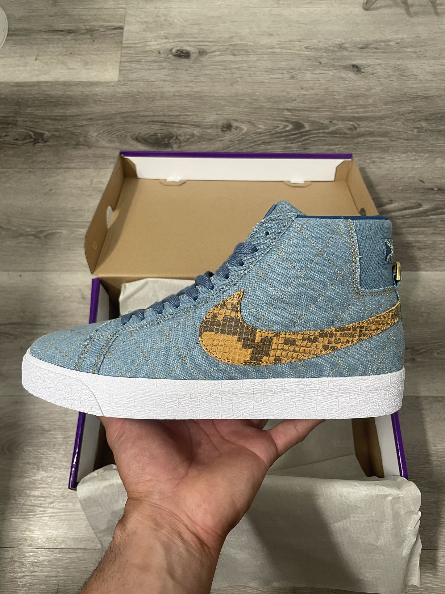 Nike SB Blazer Mid Supreme Denim