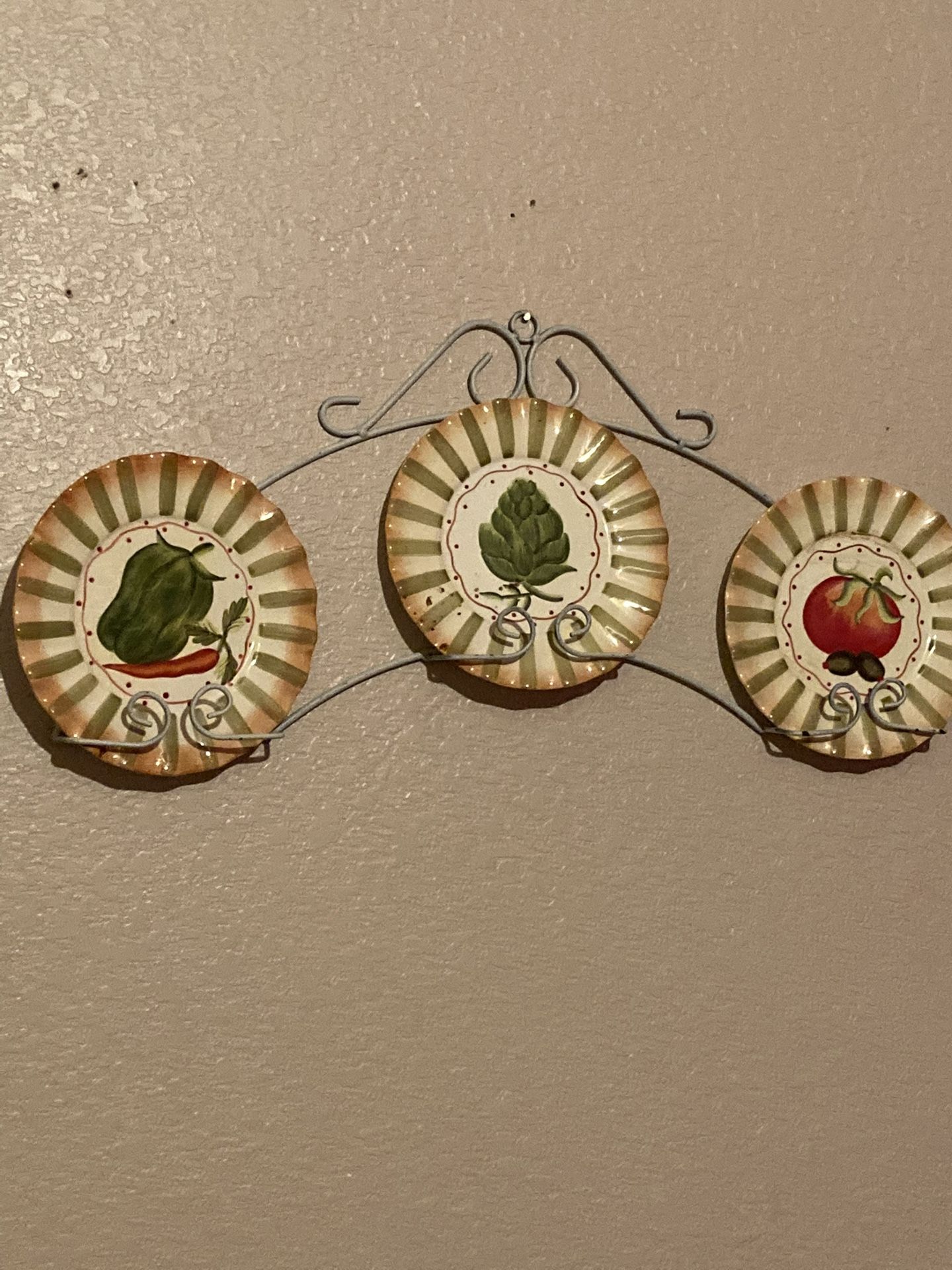 Kitchen Wall Plates Decor
