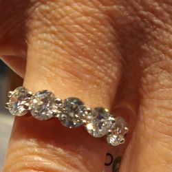 BEAUTIFUL   Wedding / Anniversary Band