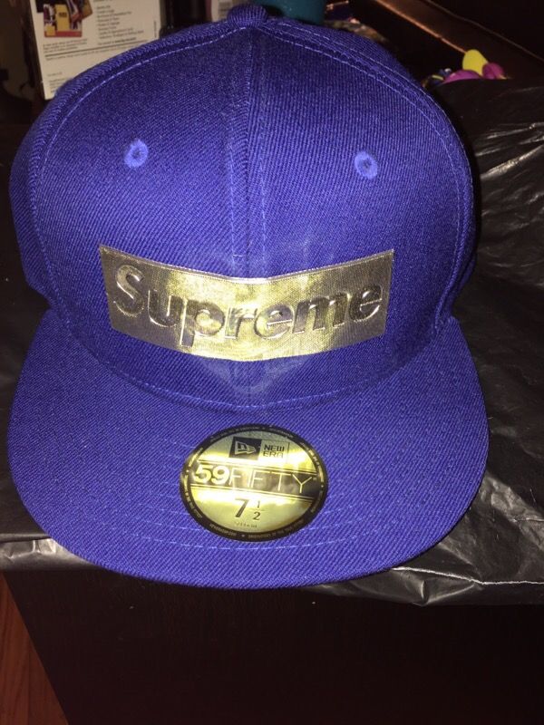 Supreme fitted Hat