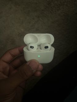 AirPod Gen 4