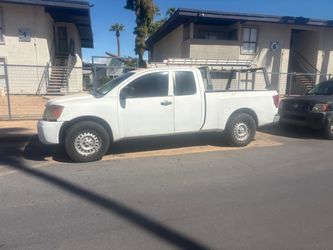 Nissan Titan Extended Cab Pickup Truck White