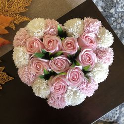 Gift box with soap flowers