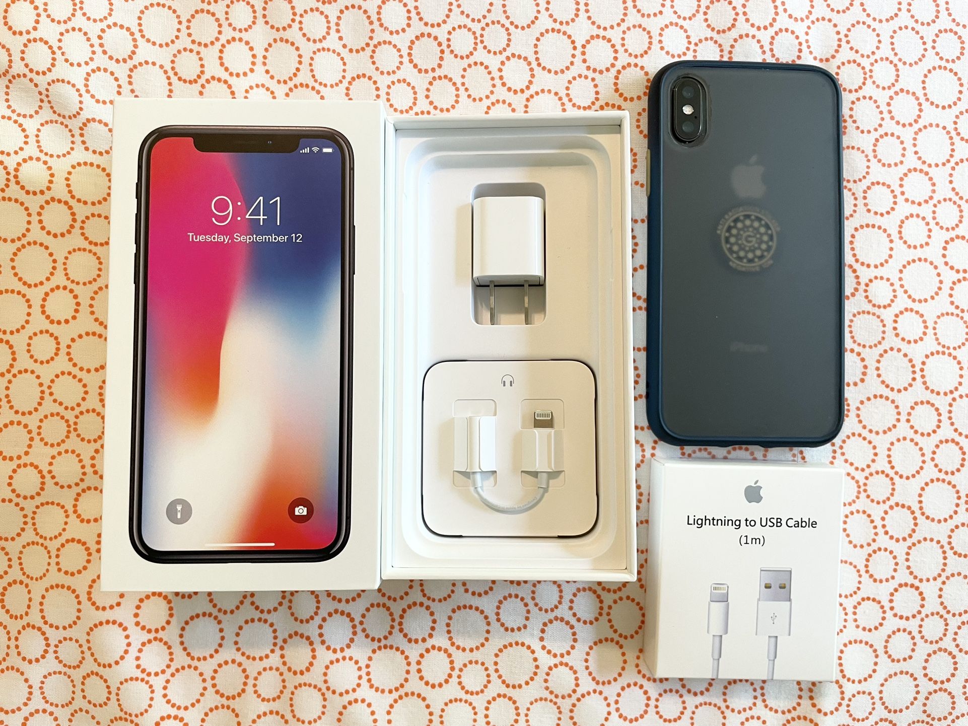 Apple iPhone X 256gb Unlocked Clean NEW battery 🔋 New glass New cable In box original owner No Tax $