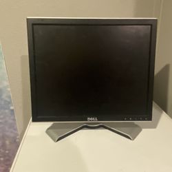 Silver Dell monitor (pc) 