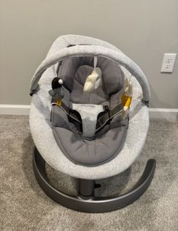 Nuna   LEAF   Grow with toy bar