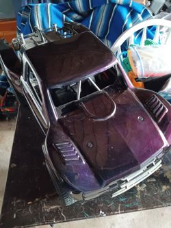 Traxxas udr 6s