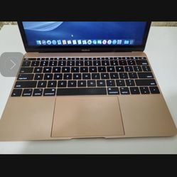 2022 MacBook Air 13 inch pink