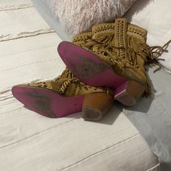 Fringe Boots 