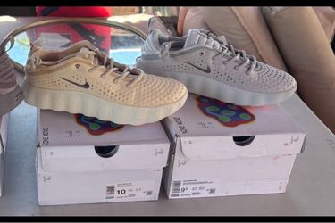 NEW Mino Sneakers
