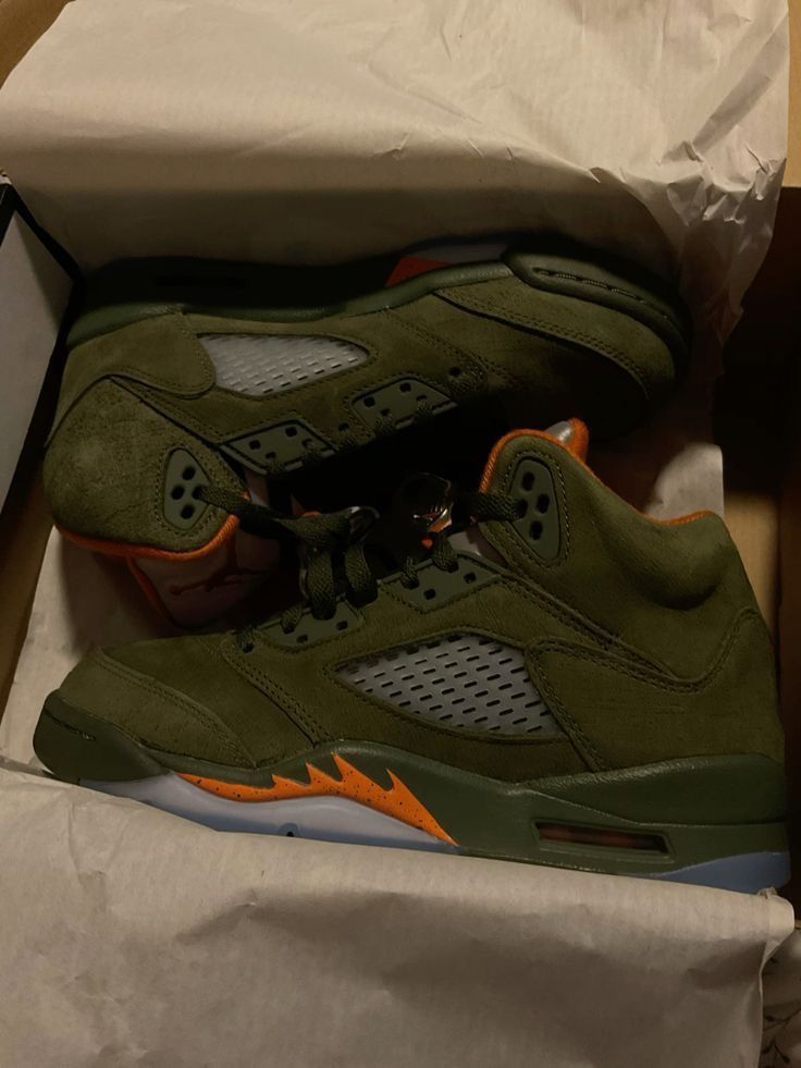 Air Jordan 5 Retro 'Olive' 2024