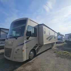 2017 WINNEBAGO VISTA 31BE