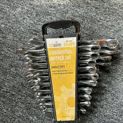 22 Piece Wrench Set
