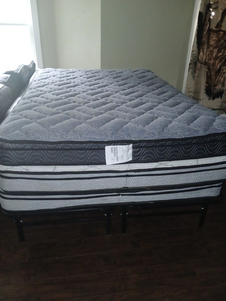 Full Size Matress Set & Frame