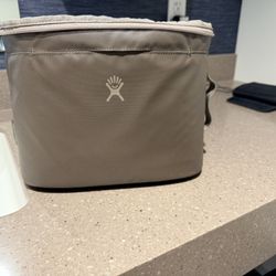 Hydroflask Lunchbox 