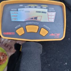 Garret Metal Detector 