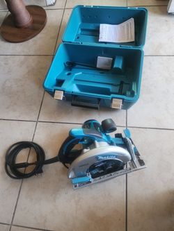 Makita
15 Amp 7-1/4 in. Corded Lightweight Magnesium Circular Saw with LED Light, Dust Blower, 24T Carbide blade, Hard Case