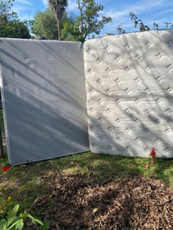 Full Mattress & Mattress Base