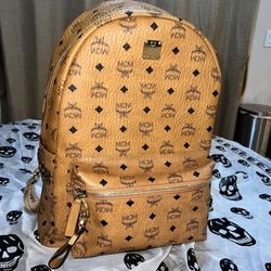 MCM Stark Backpack Medium 