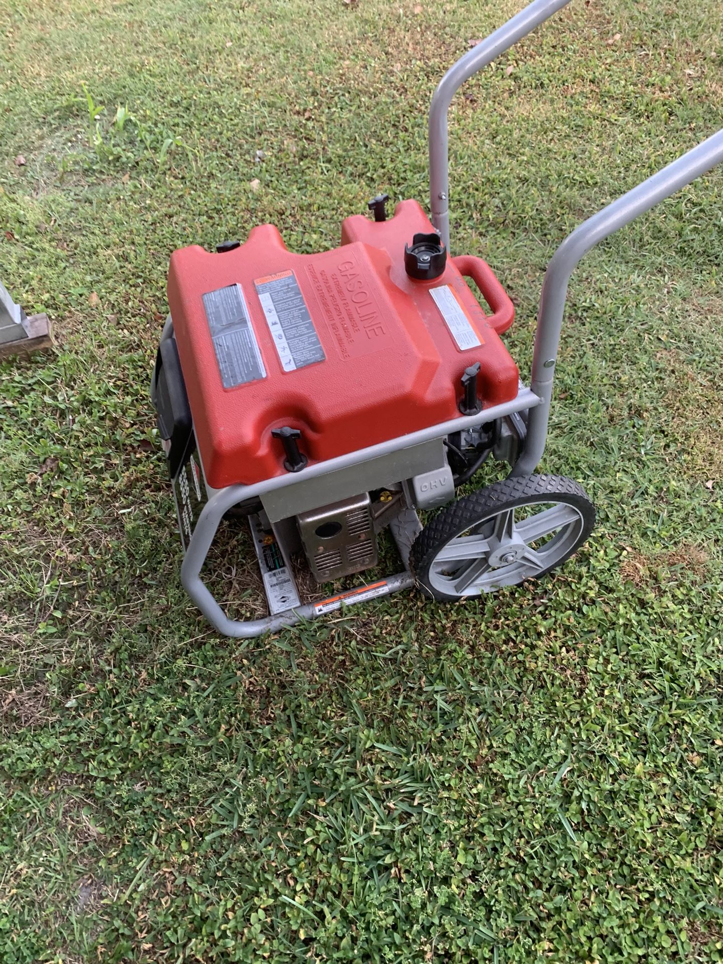 Briggs 5000 Watt Generator