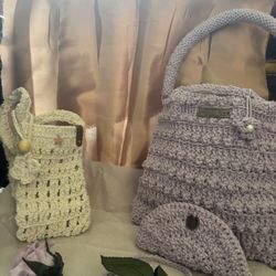 Purse And Phone Carrier 