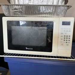 Microwave (Magic Chef)