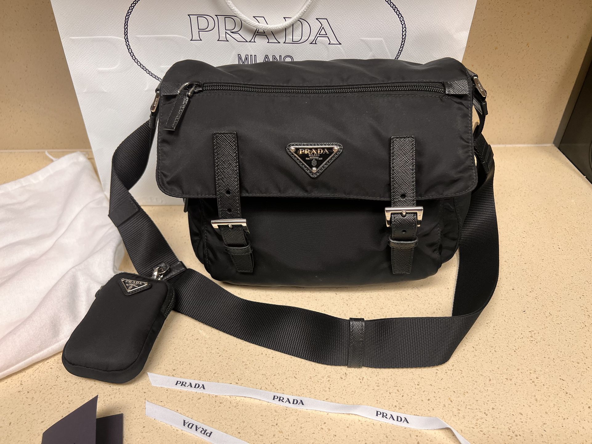 Prada Nylon Bag 2000 Re-Edition for Sale in Westview, FL - OfferUp