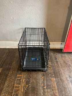 Small Folding pet crate 23”Lx 13.75”W x16”H