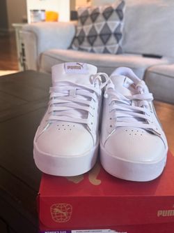 Puma Women’s sneakers