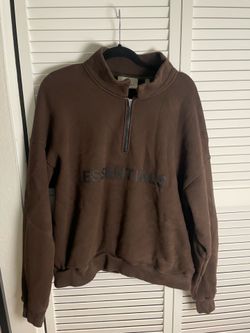 Essential Sweater ( Small )