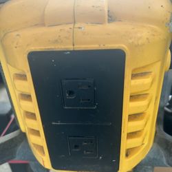 Dewalt Speaker