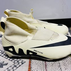 Nike air zoom mercurial cleats