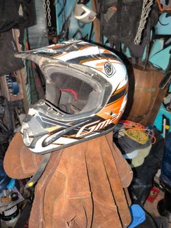 moto cross helmet