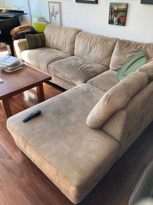 Free Sofa