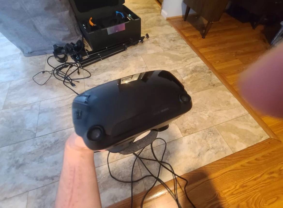 Valve Index VR Headset With Full Body Tracking 4 Base Stations Full Kit. No Box