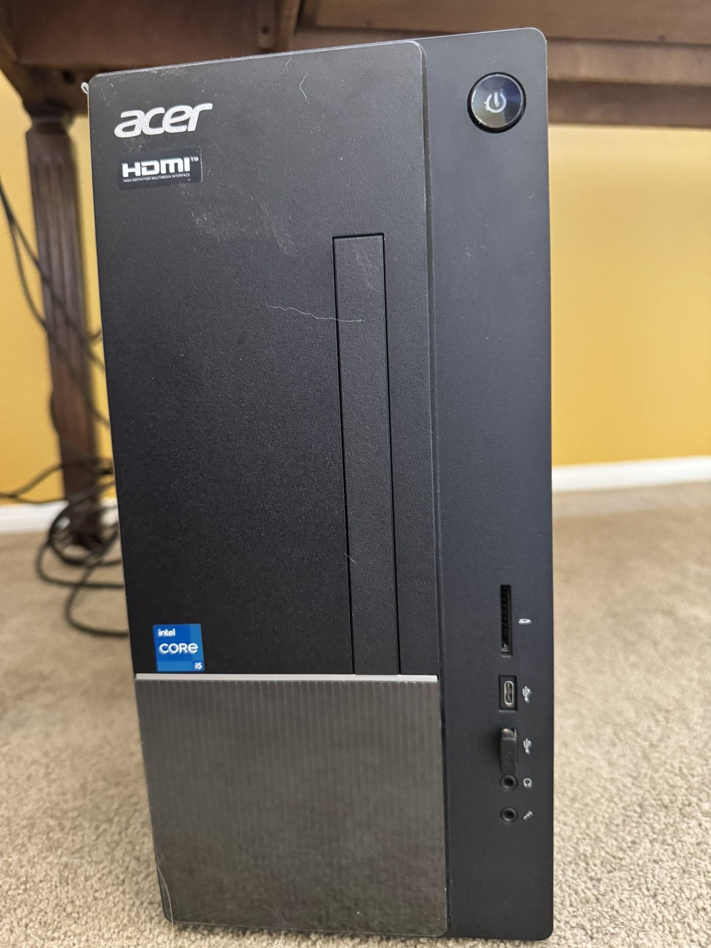Acer PC Windows 11 With Monitors & Keyboard/mouse