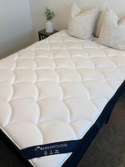 DreamCloud Queen Mattress - $399 (Retail: $1,299)