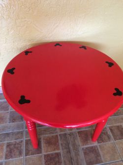 Mickey table