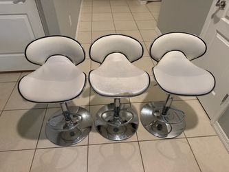 Stool/bar chair