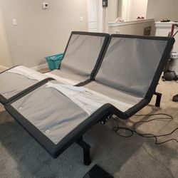 Adjustable Dual King Bed. No Mattress 