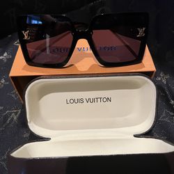 Louis Vuitton Sunglass & Eyeglass Pouch & cleaning cloth