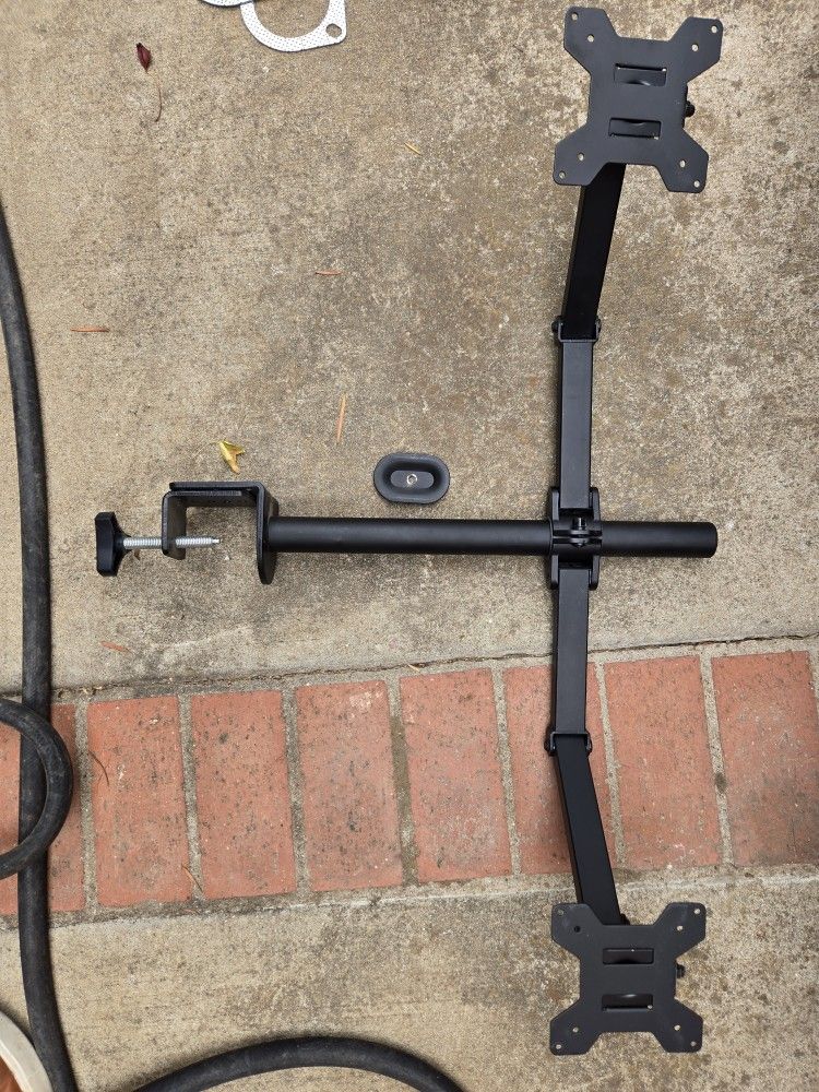 VIVO Dual monitor Mount