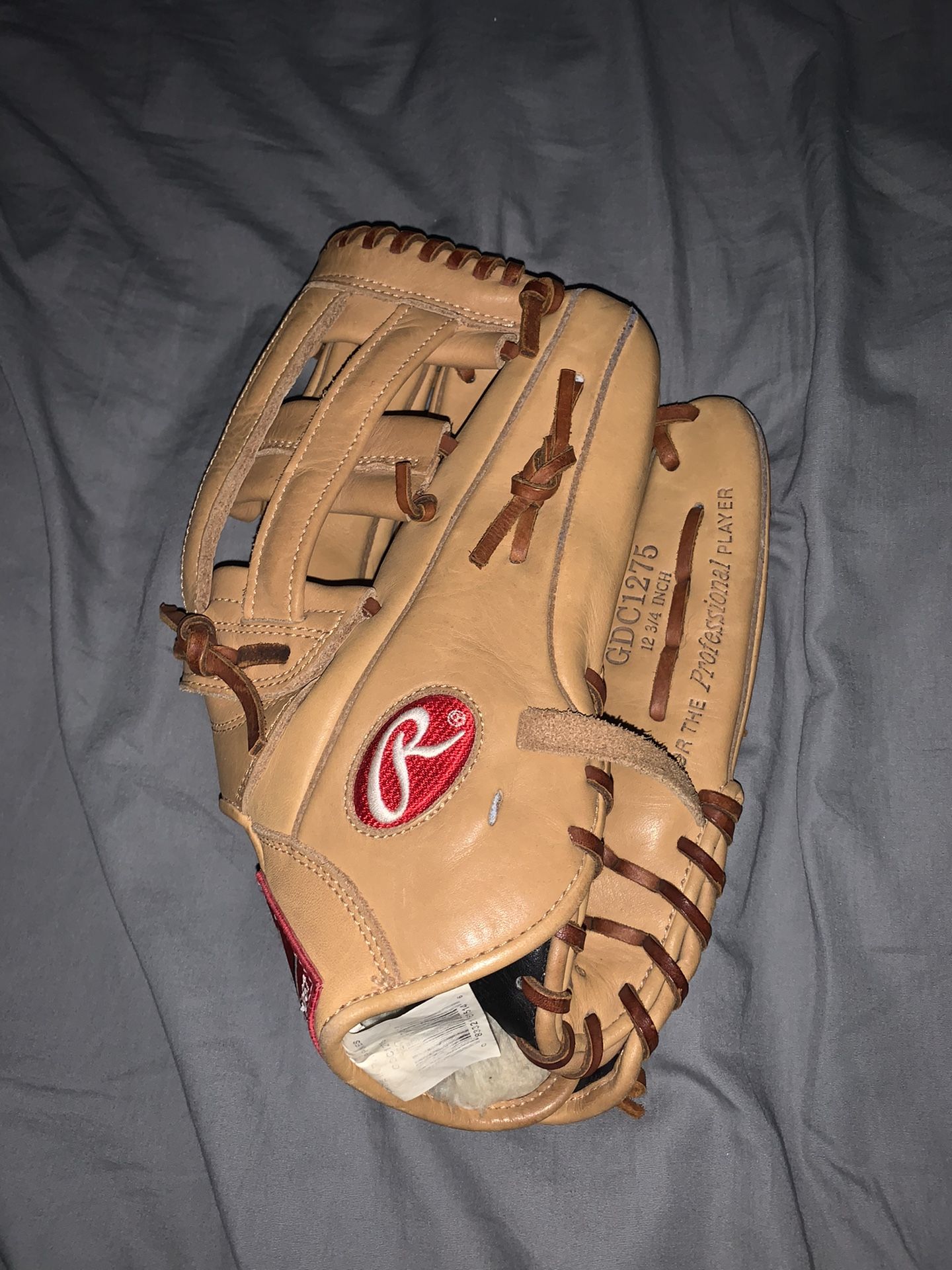 Rawlings Baseball Glove