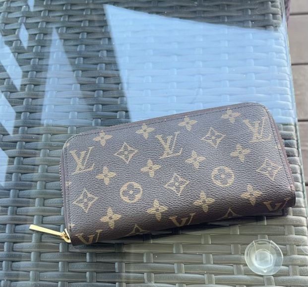 Louis Vuitton Wallet