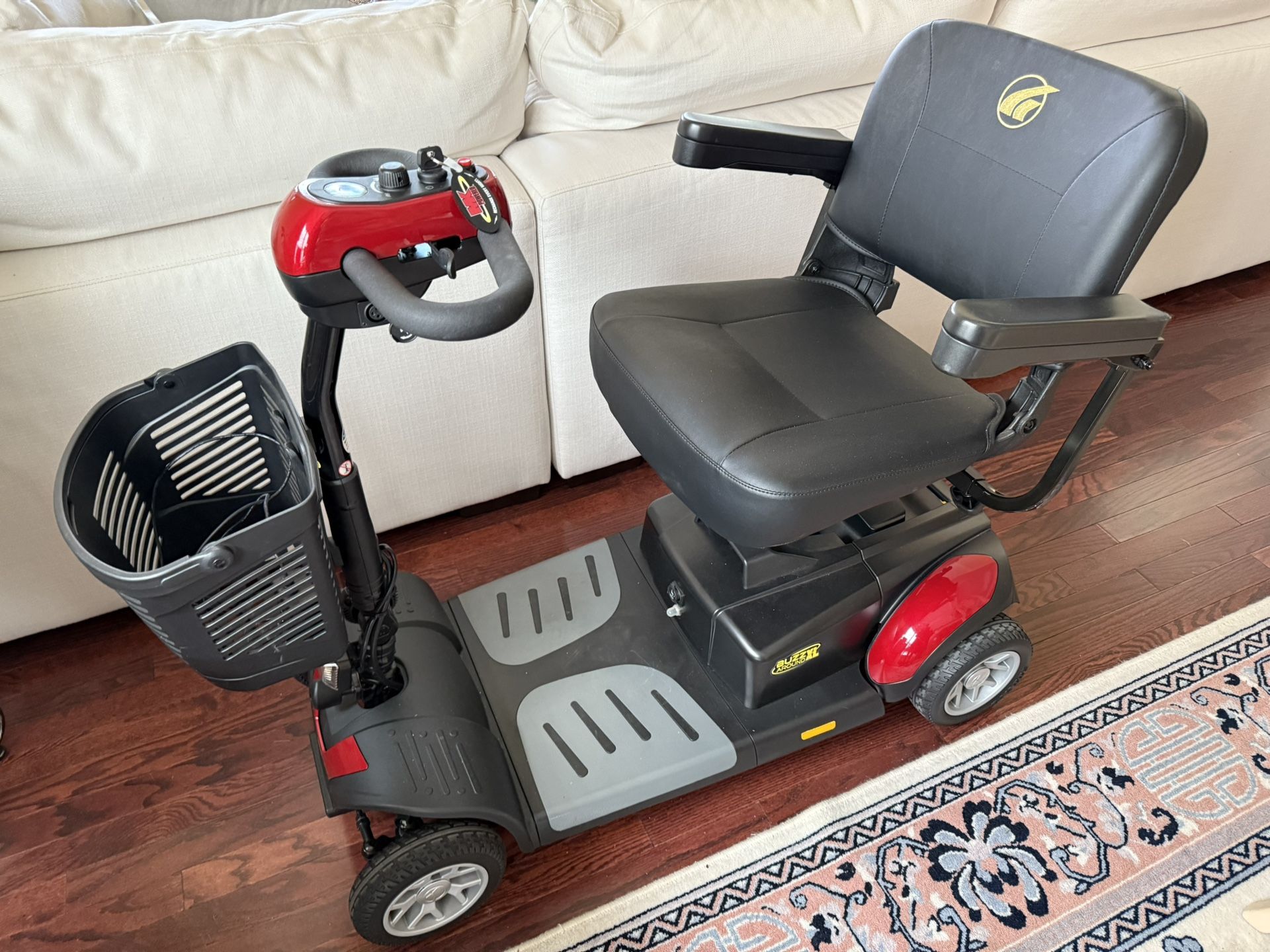 *Literally New* Buzzaround XL 4-Wheel Mobility Scooter Model: GB124-STD (by Golden)