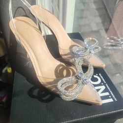 clear pump highheels