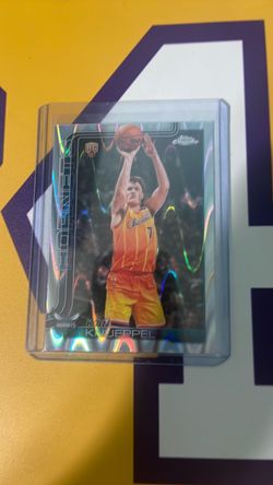 Topps Chrome  Update 2025-26 Kon Knueppel  Ray Wave Hornets #154 Rookie (RC)