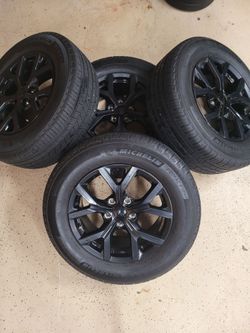 2023 Grand Cherokee 18 Rims