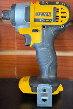 DEWALT DCF885 20V MAX 1/4” Cordless Impact Driver